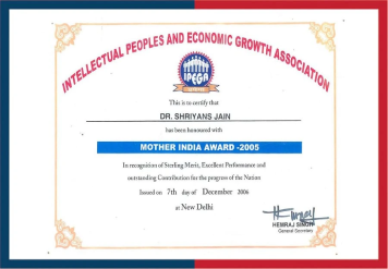 dr-shriyans-jain-awarded-with-mother-india-award-2005